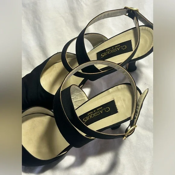 Classiques Entier Black Heels Elegant Design - Picture 6 of 7